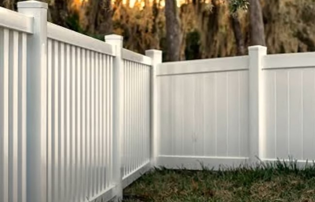 Fence installation by Thompson's Fence Company Atlanta